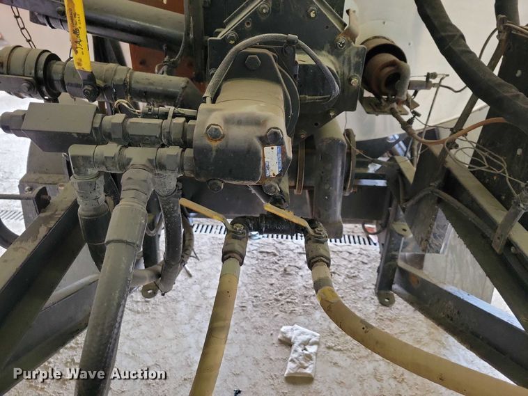 image for item EA2845 2005 Etnyre M4987 pothole patcher