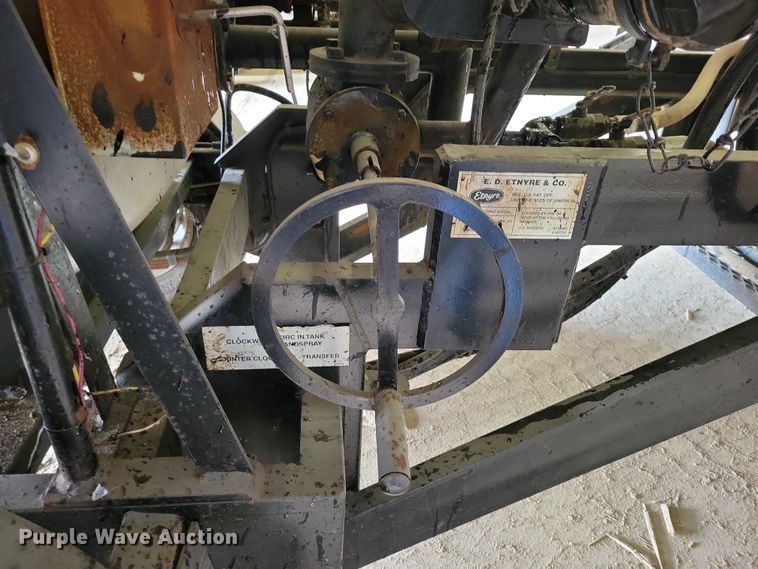 image for item EA2845 2005 Etnyre M4987 pothole patcher