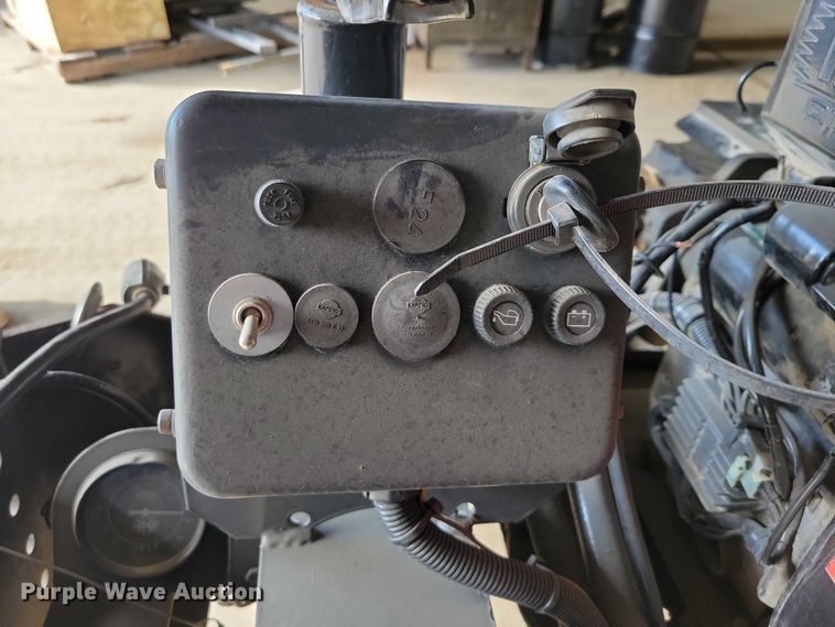 image for item EA2845 2005 Etnyre M4987 pothole patcher