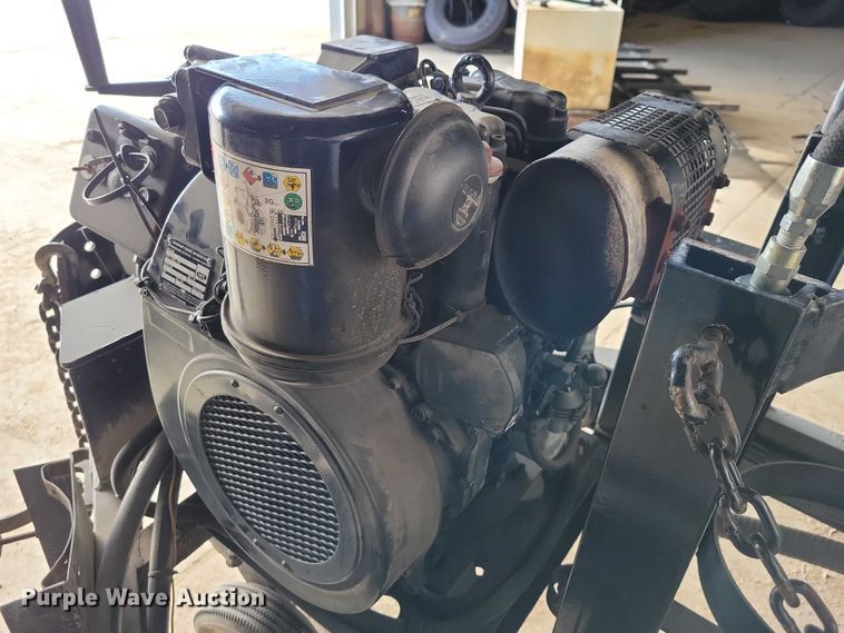 image for item EA2845 2005 Etnyre M4987 pothole patcher