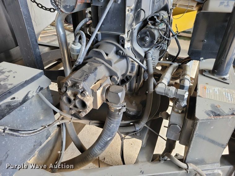 image for item EA2845 2005 Etnyre M4987 pothole patcher