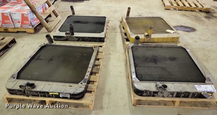 image for item EA2846 (4) radiators