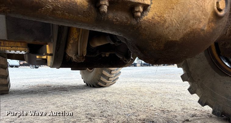 image for item EA7908 1973 Caterpillar 950 wheel loader