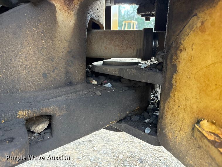 image for item EA7908 1973 Caterpillar 950 wheel loader