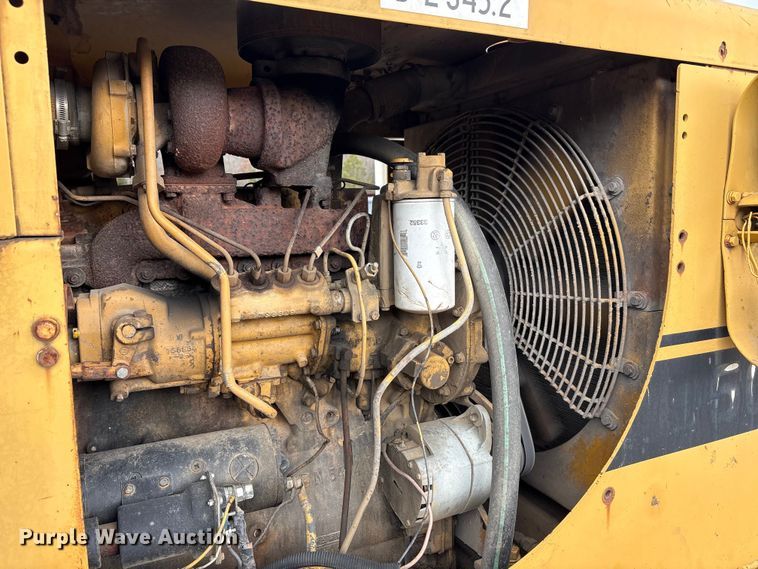 image for item EA7908 1973 Caterpillar 950 wheel loader