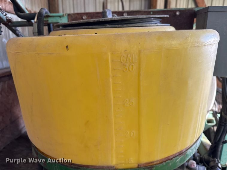 image for item EC4562 Pull type sprayer