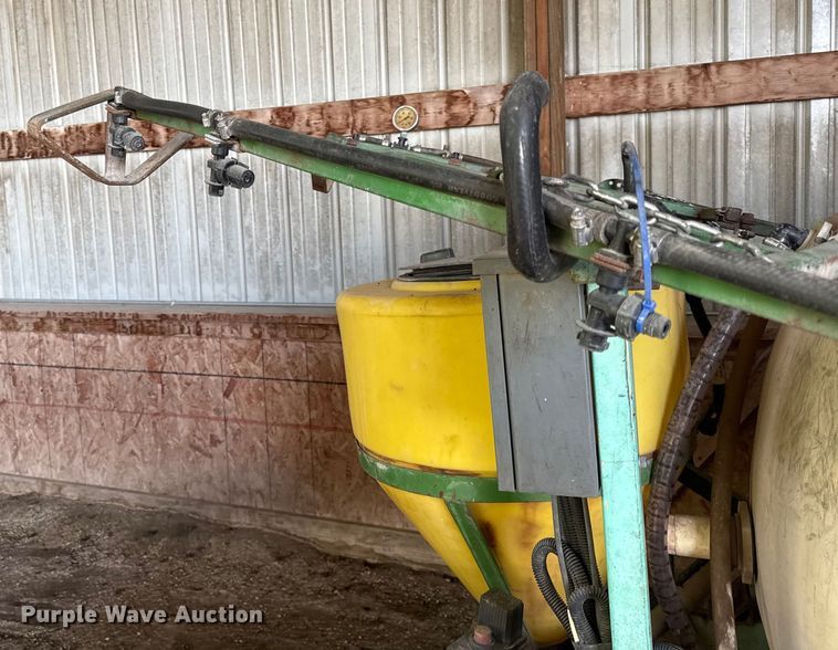 image for item EC4562 Pull type sprayer