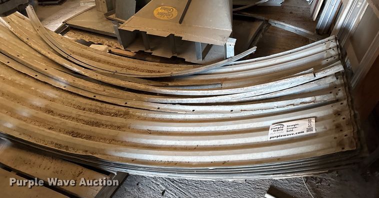 image for item EC4563 Grain bin