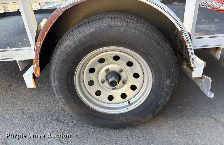 image for item EC8205 2008 RoadClipper utility trailer