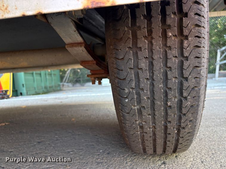 image for item EC8205 2008 RoadClipper utility trailer