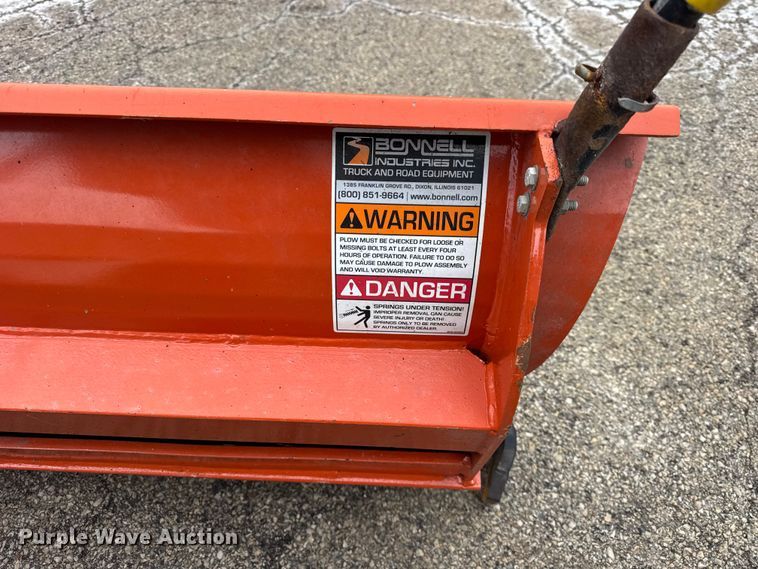 image for item EF2410 2005 International 7400 dump truck