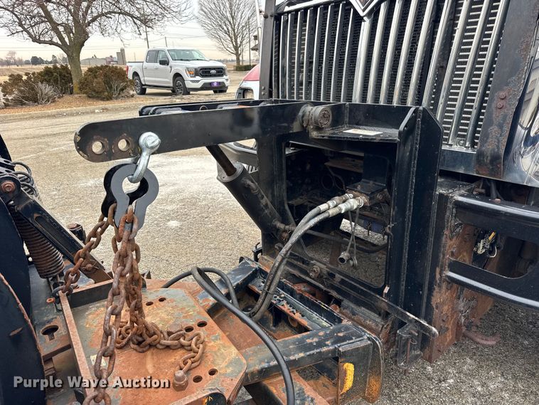 image for item EF2410 2005 International 7400 dump truck