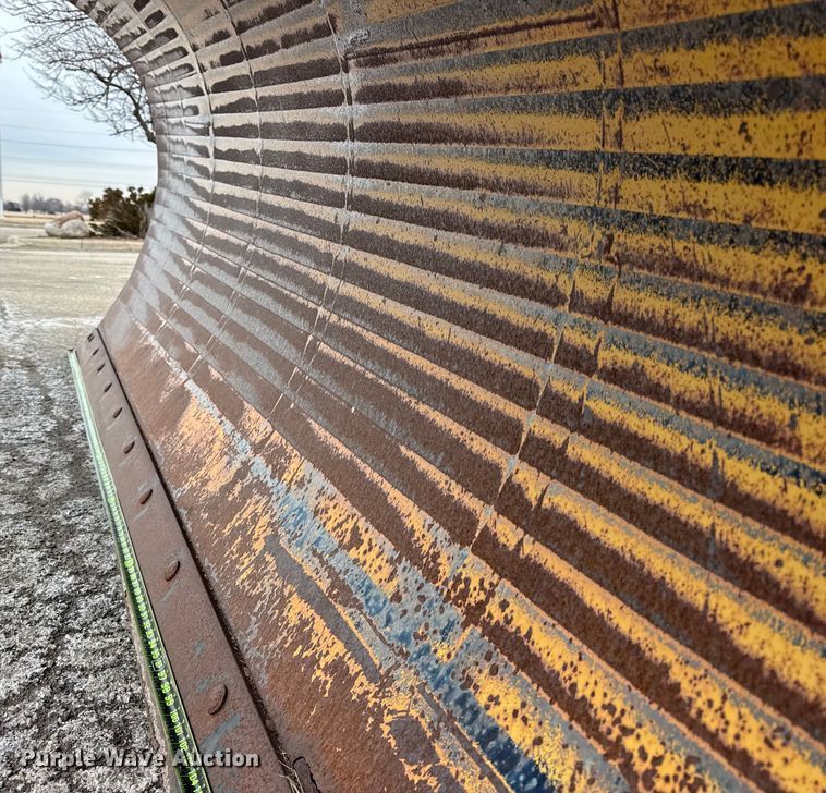 image for item EF2410 2005 International 7400 dump truck