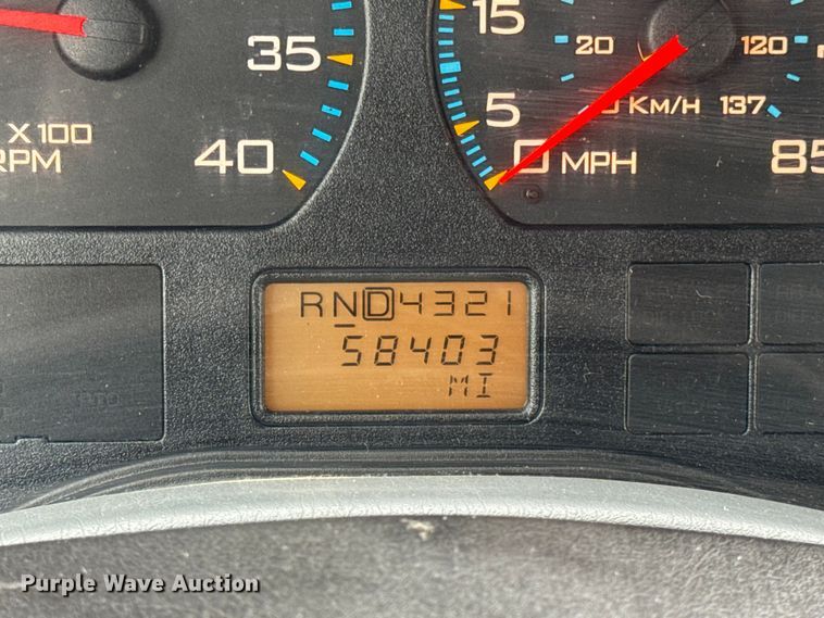 image for item EF2410 2005 International 7400 dump truck