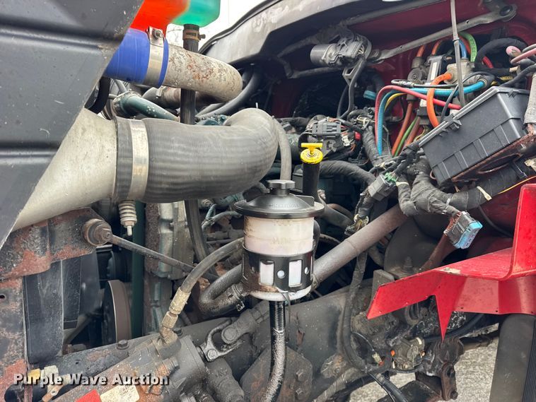 image for item EF2410 2005 International 7400 dump truck