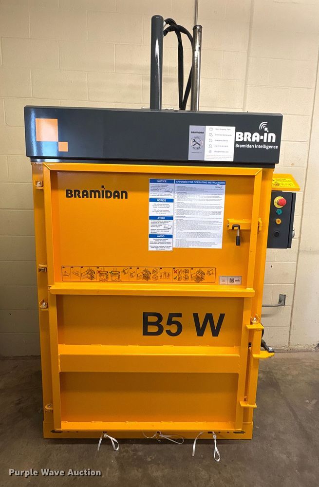 image for item EI5700 2022 Bramidan B5W carboard baler