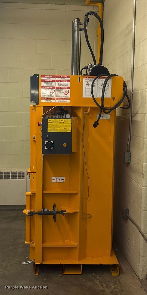 image for item EI5700 2022 Bramidan B5W carboard baler