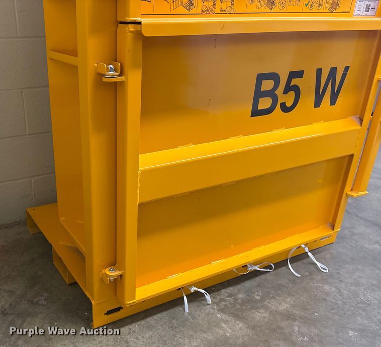 image for item EI5700 2022 Bramidan B5W carboard baler