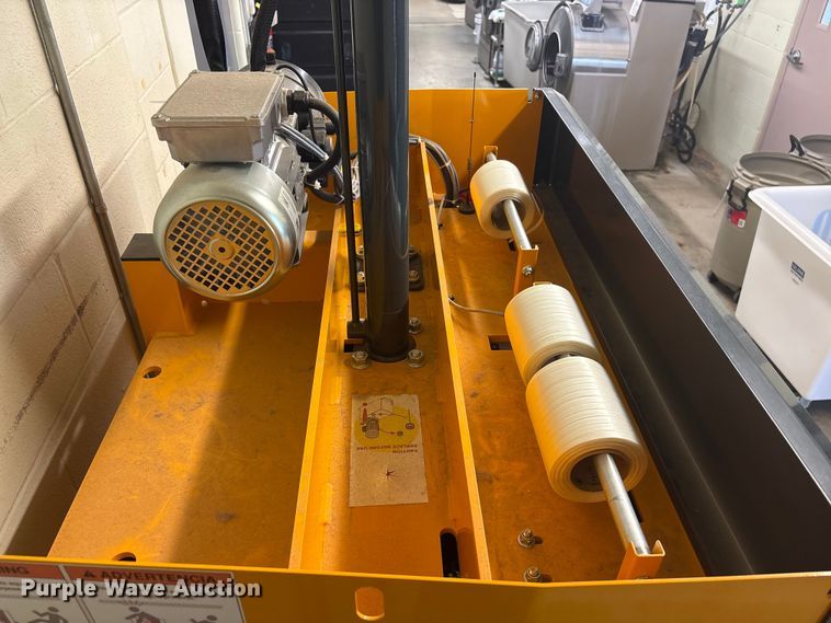 image for item EI5700 2022 Bramidan B5W carboard baler