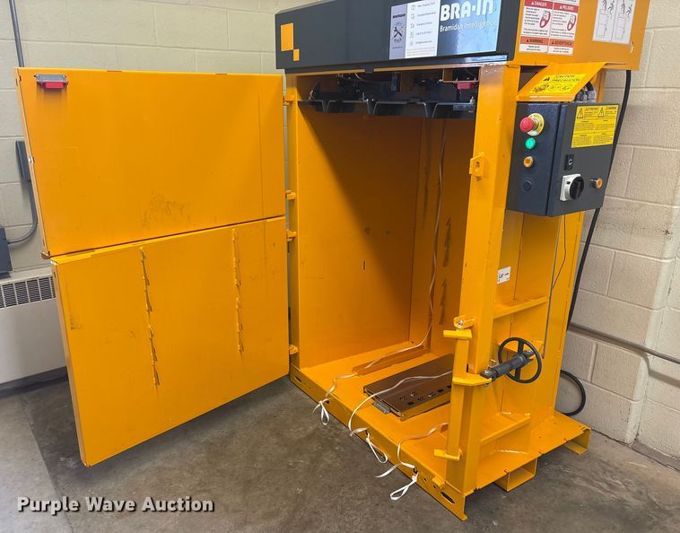 image for item EI5700 2022 Bramidan B5W carboard baler