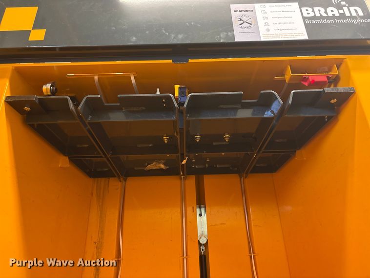 image for item EI5700 2022 Bramidan B5W carboard baler