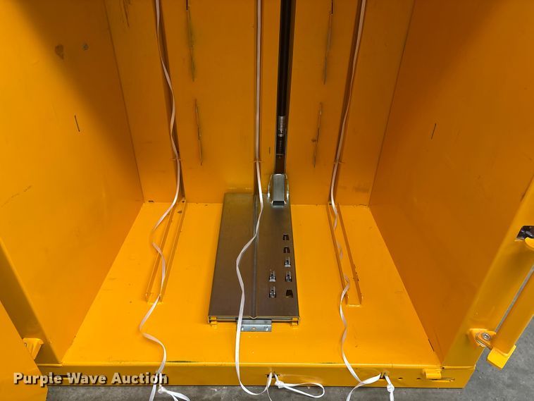 image for item EI5700 2022 Bramidan B5W carboard baler