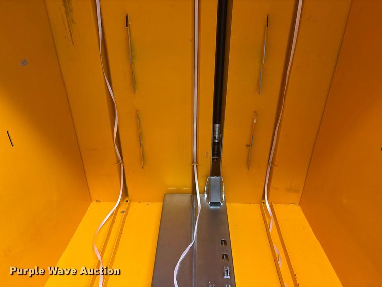 image for item EI5700 2022 Bramidan B5W carboard baler