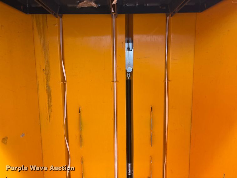 image for item EI5700 2022 Bramidan B5W carboard baler