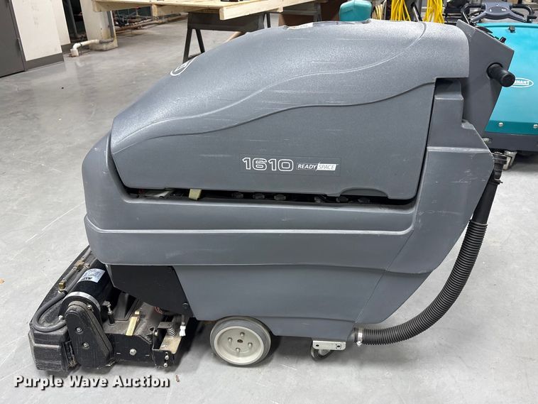 image for item EI5704 Floor cleaning equipment