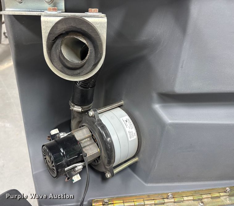 image for item EI5704 Floor cleaning equipment