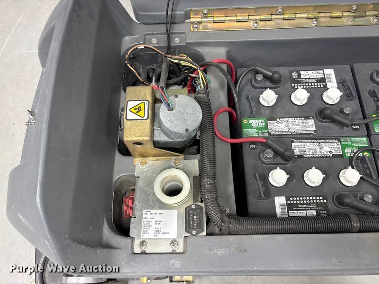 image for item EI5704 Floor cleaning equipment