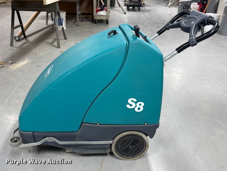 image for item EI5704 Floor cleaning equipment
