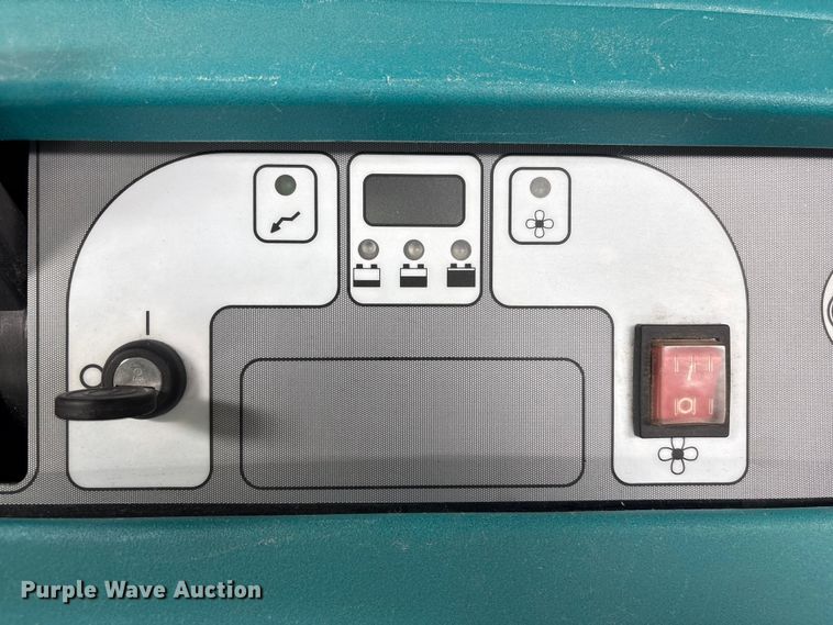 image for item EI5704 Floor cleaning equipment