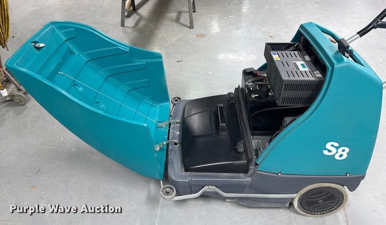image for item EI5704 Floor cleaning equipment