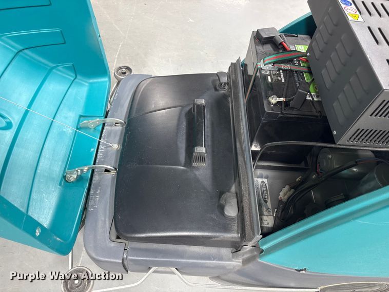 image for item EI5704 Floor cleaning equipment