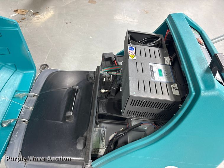 image for item EI5704 Floor cleaning equipment