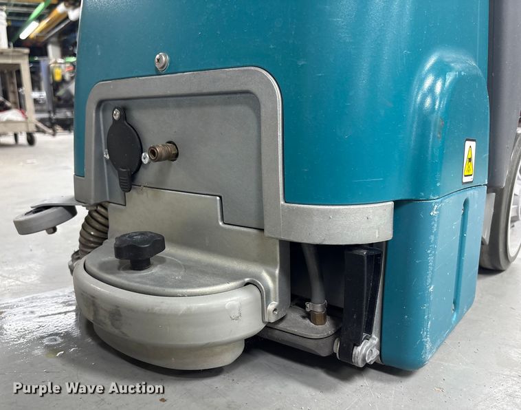 image for item EI5704 Floor cleaning equipment