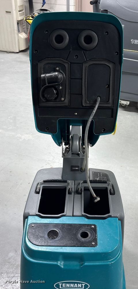 image for item EI5704 Floor cleaning equipment
