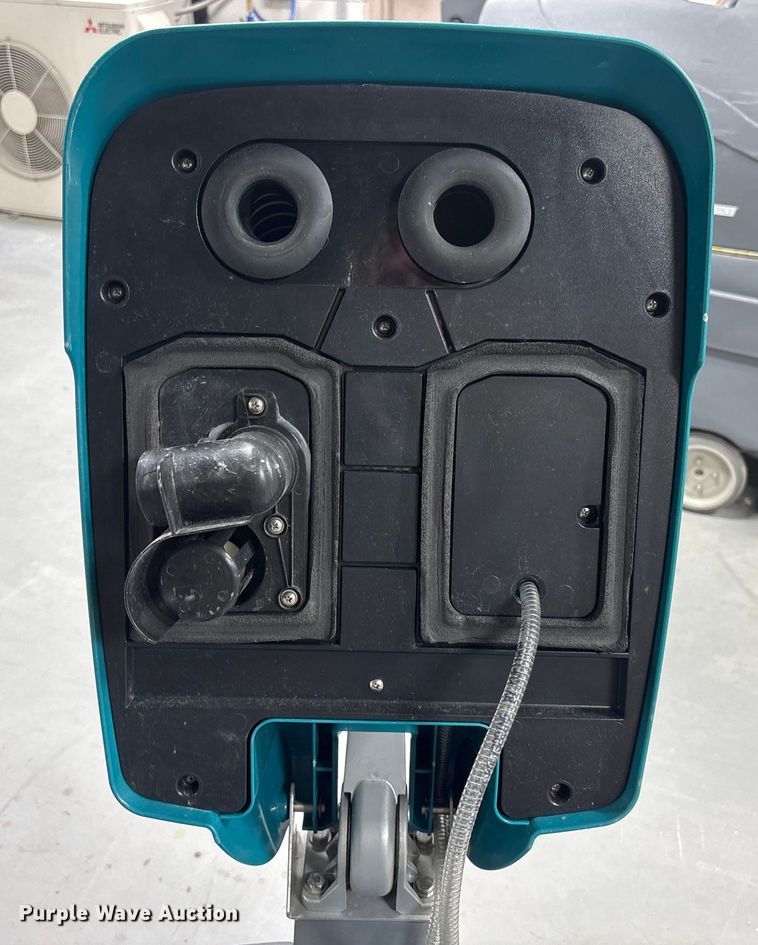 image for item EI5704 Floor cleaning equipment