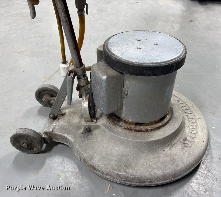 image for item EI5704 Floor cleaning equipment