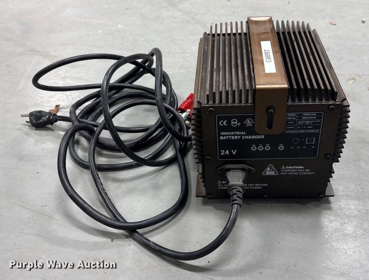 image for item EI5704 Floor cleaning equipment