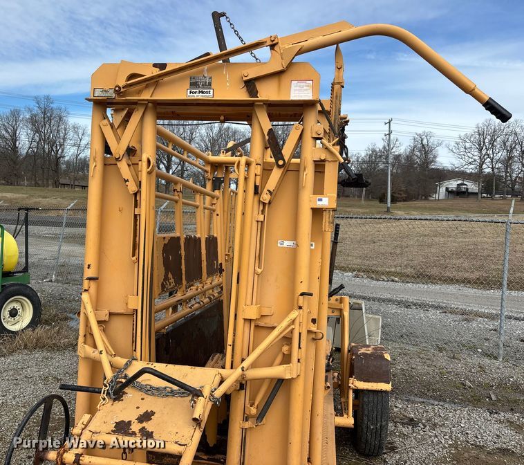 image for item EJ7794 For-Most 30T squeeze chute