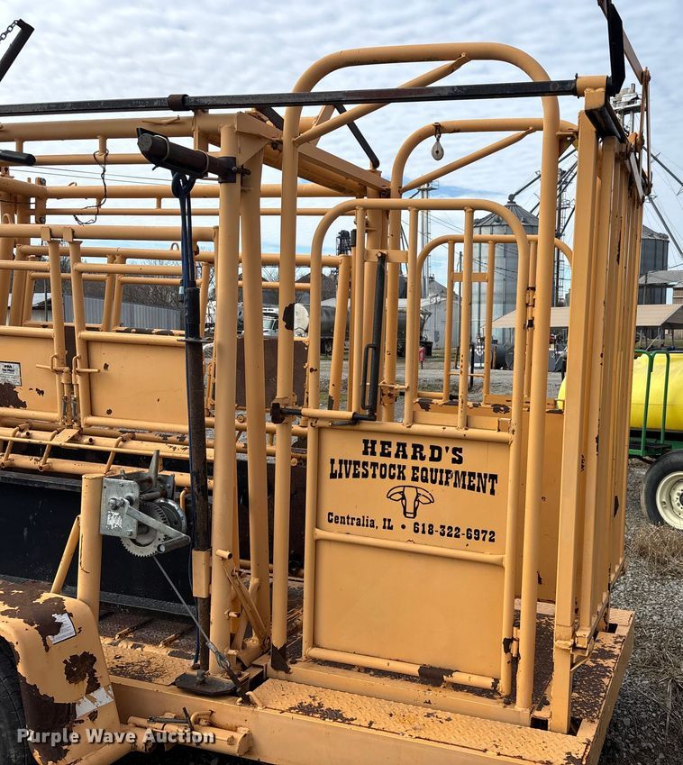 image for item EJ7794 For-Most 30T squeeze chute