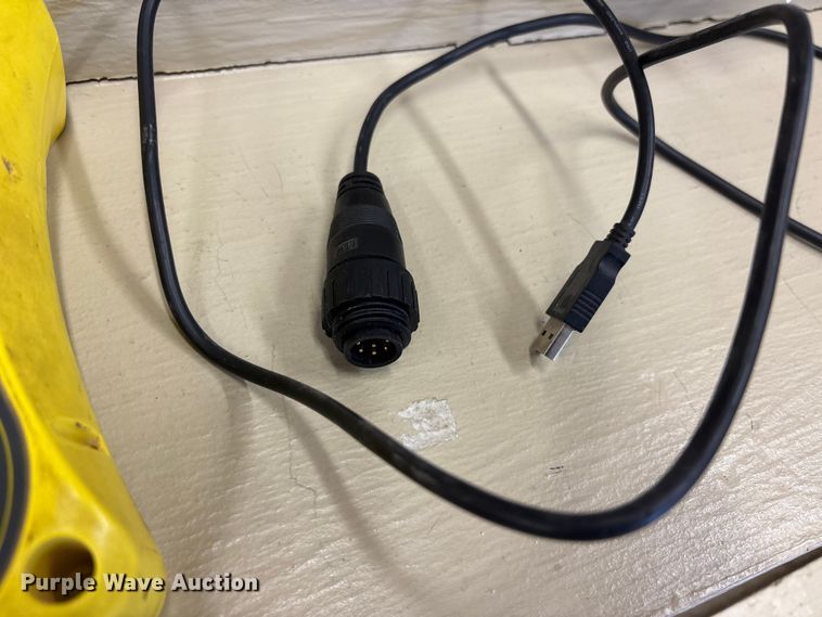 image for item EJ7794 For-Most 30T squeeze chute