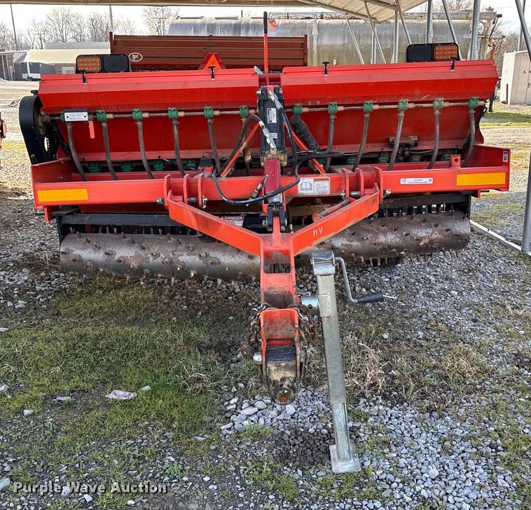 image for item EJ7797 Land Pride NTS2507 grain drill