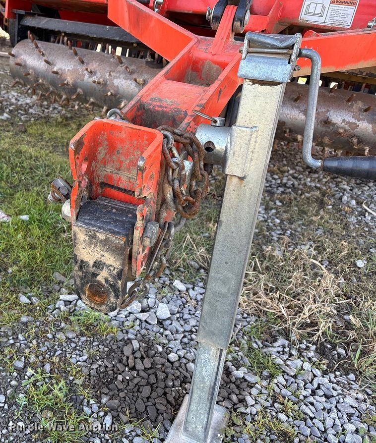 image for item EJ7797 Land Pride NTS2507 grain drill