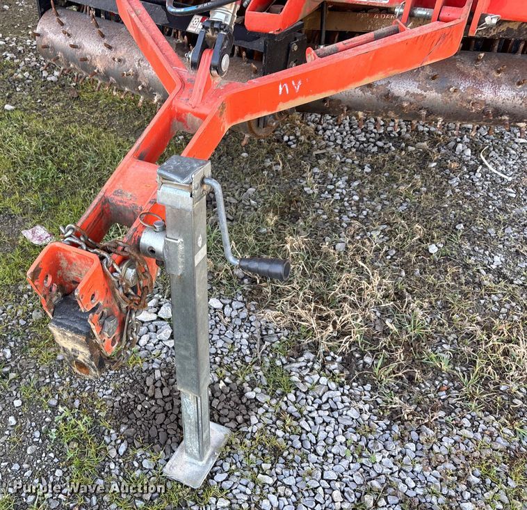 image for item EJ7797 Land Pride NTS2507 grain drill