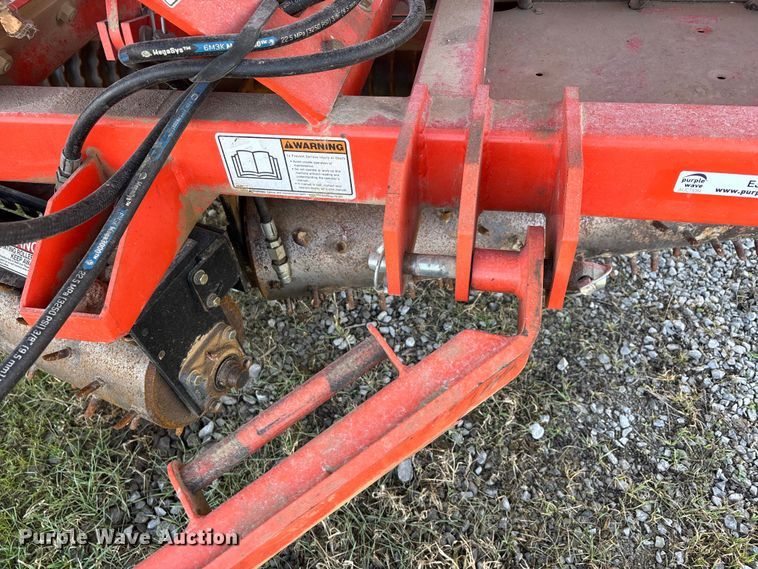 image for item EJ7797 Land Pride NTS2507 grain drill