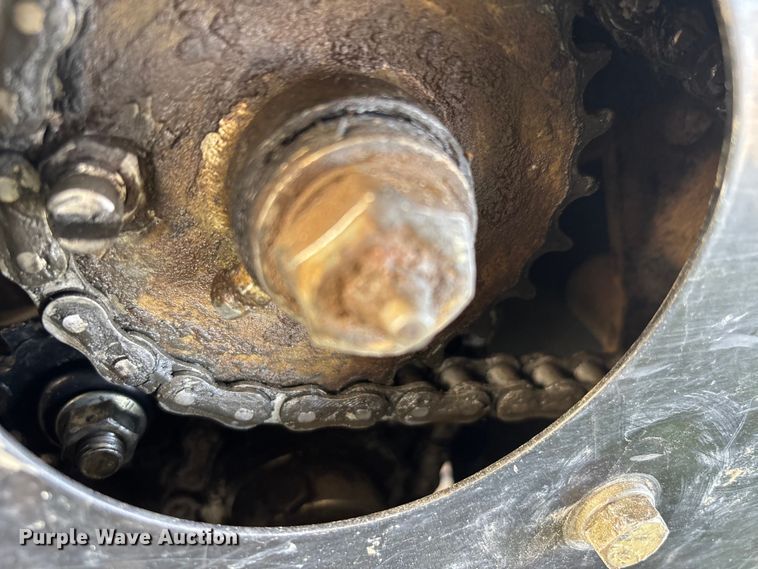 image for item EJ7797 Land Pride NTS2507 grain drill