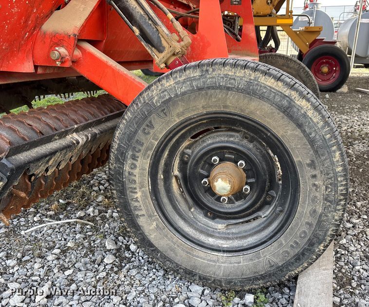 image for item EJ7797 Land Pride NTS2507 grain drill